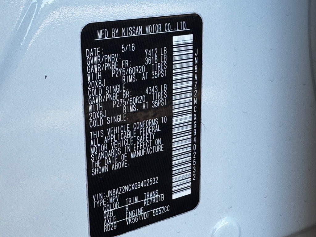 2016 INFINITI QX80 Image 36