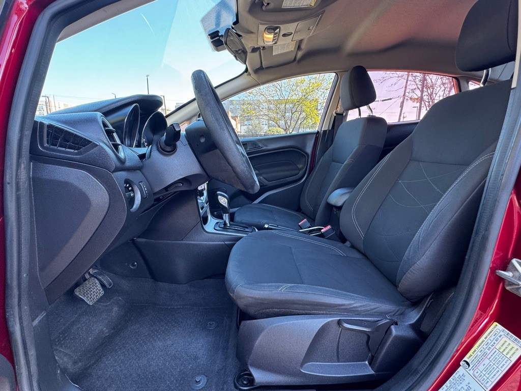 2017 Ford Fiesta Image 7