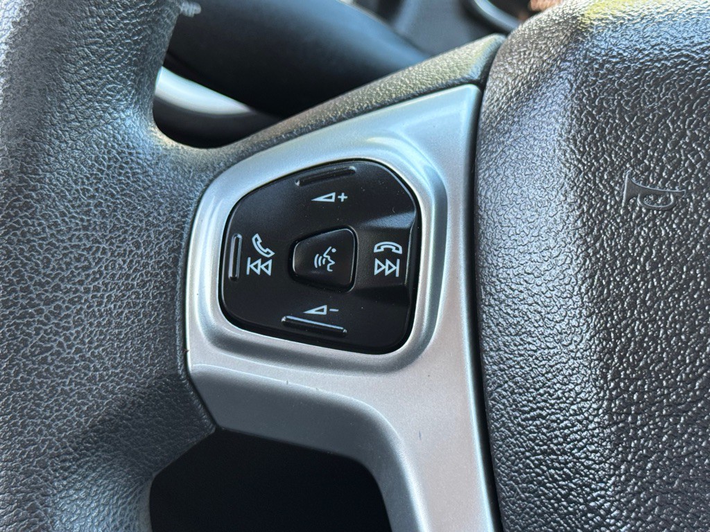 2017 Ford Fiesta Image 10