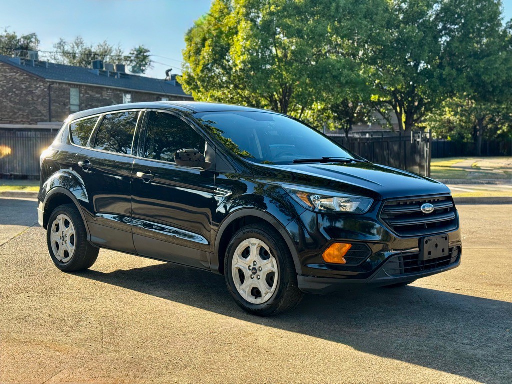 2018 Ford Escape Image 2