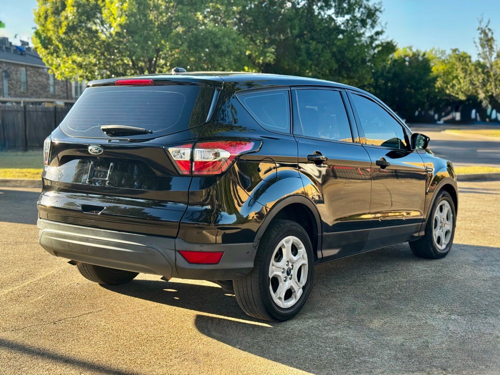 2018 Ford Escape Image 3