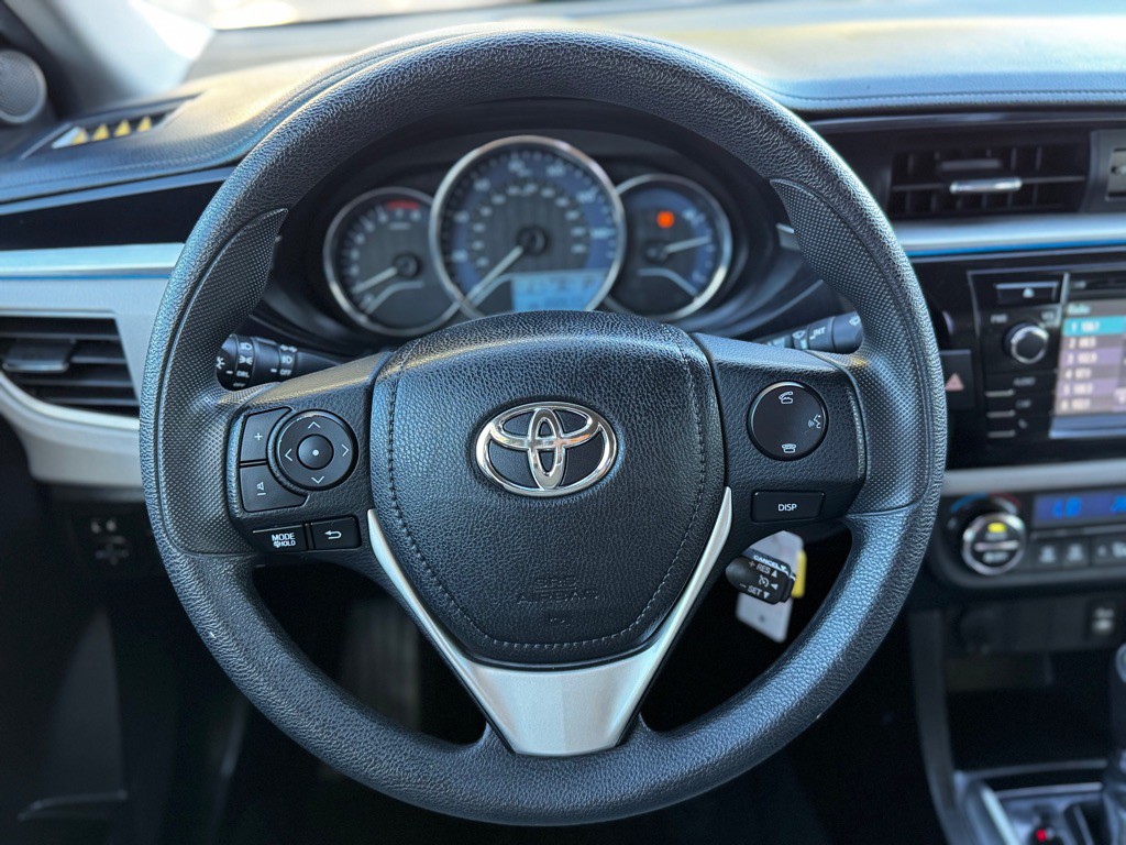 2016 Toyota Corolla Image 8