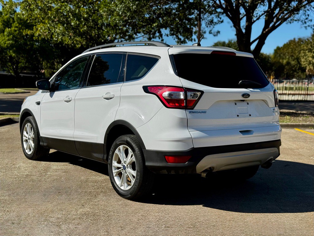 2018 Ford Escape Image 4