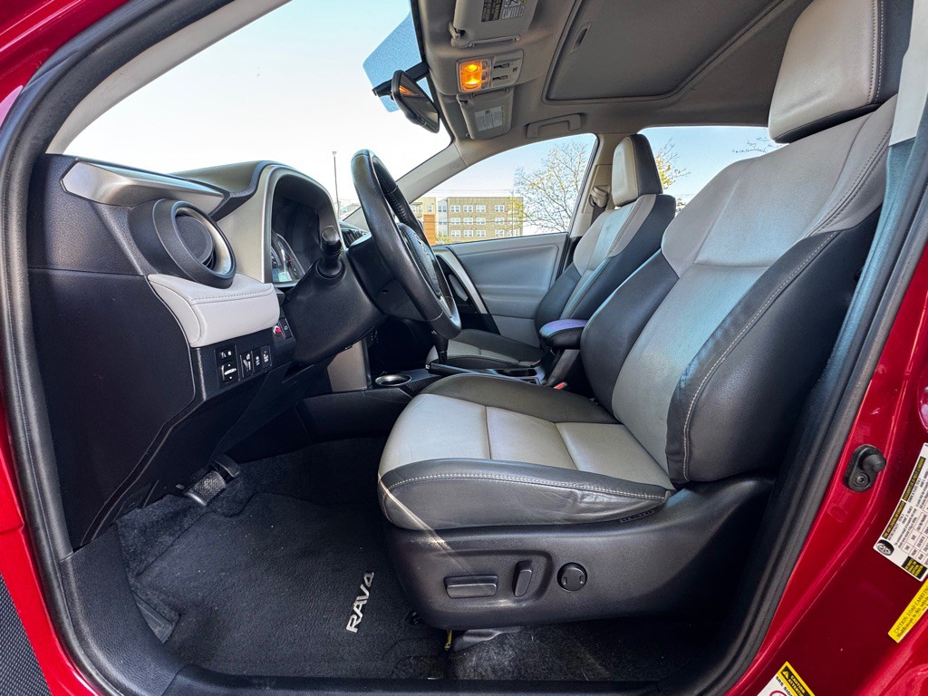 2013 Toyota Rav4 Image 8