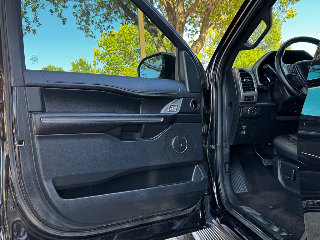 2021 Ford Expedition Image 7