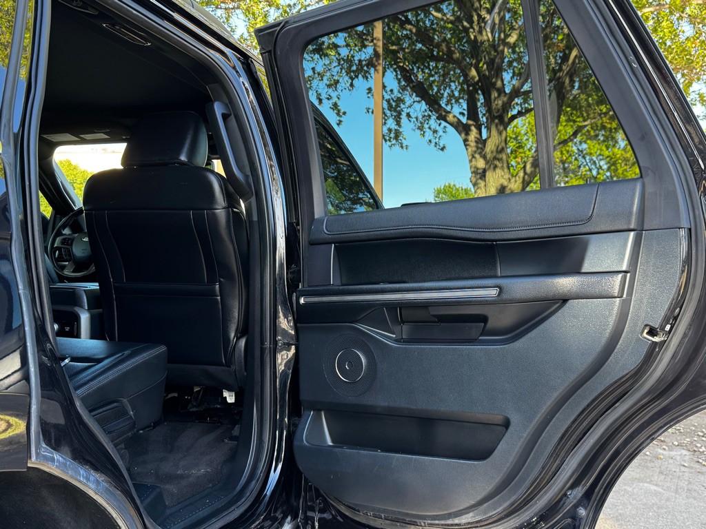 2021 Ford Expedition Image 15