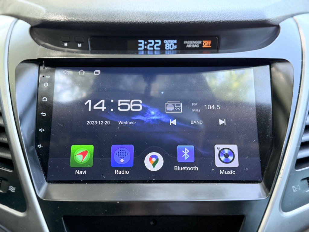 2016 Hyundai Elantra Image 14