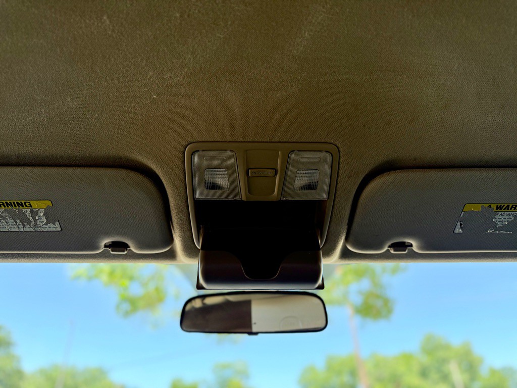 2016 Hyundai Elantra Image 18