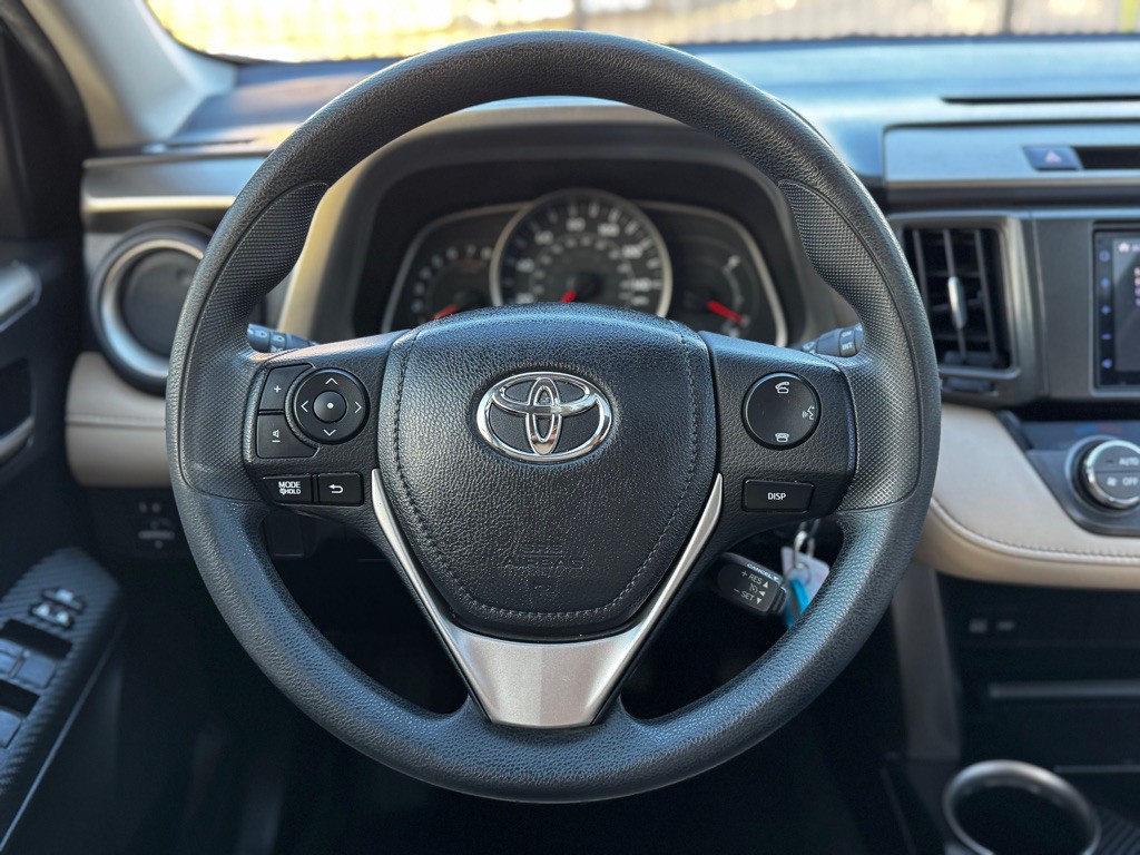 2015 Toyota Rav4 Image 10