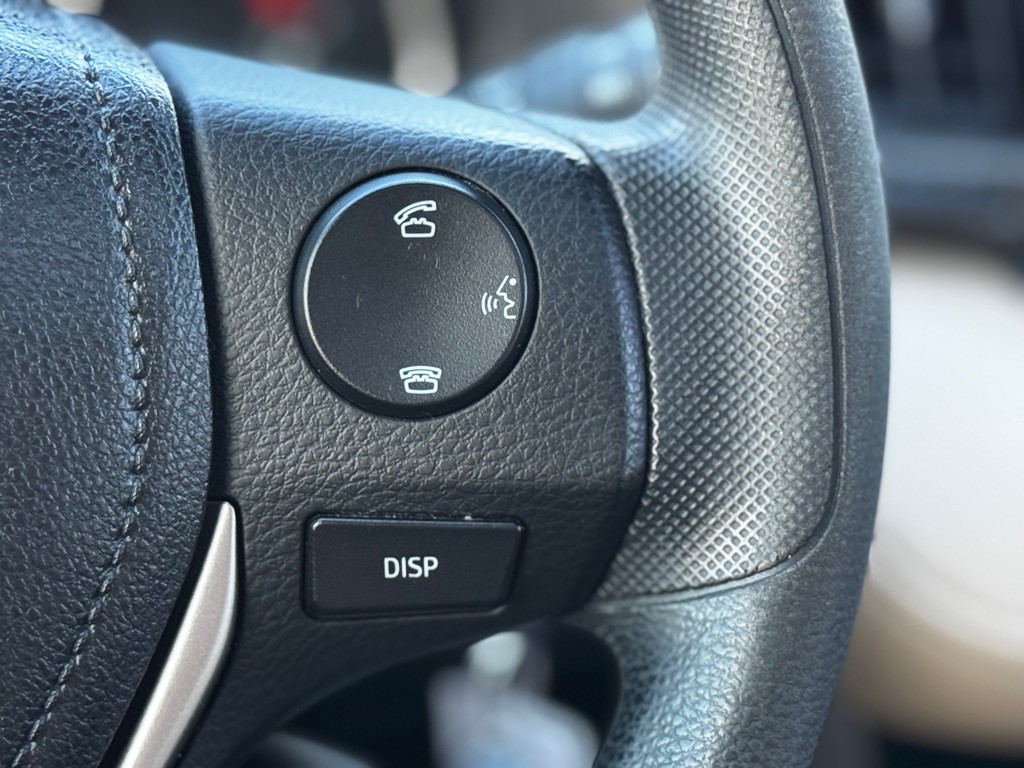 2015 Toyota Rav4 Image 12