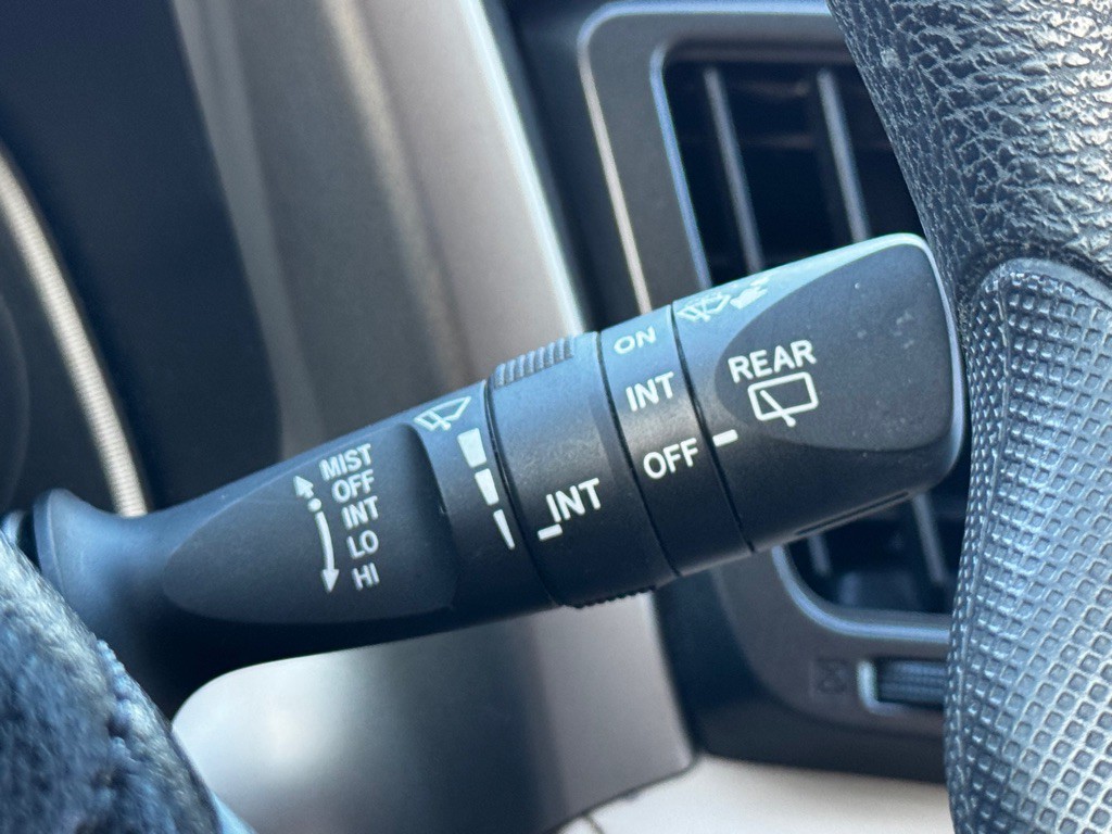 2015 Toyota Rav4 Image 14