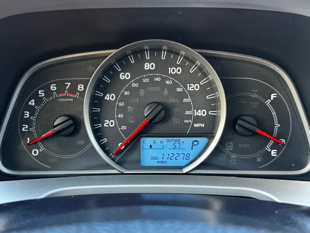 2015 Toyota Rav4 Image 15