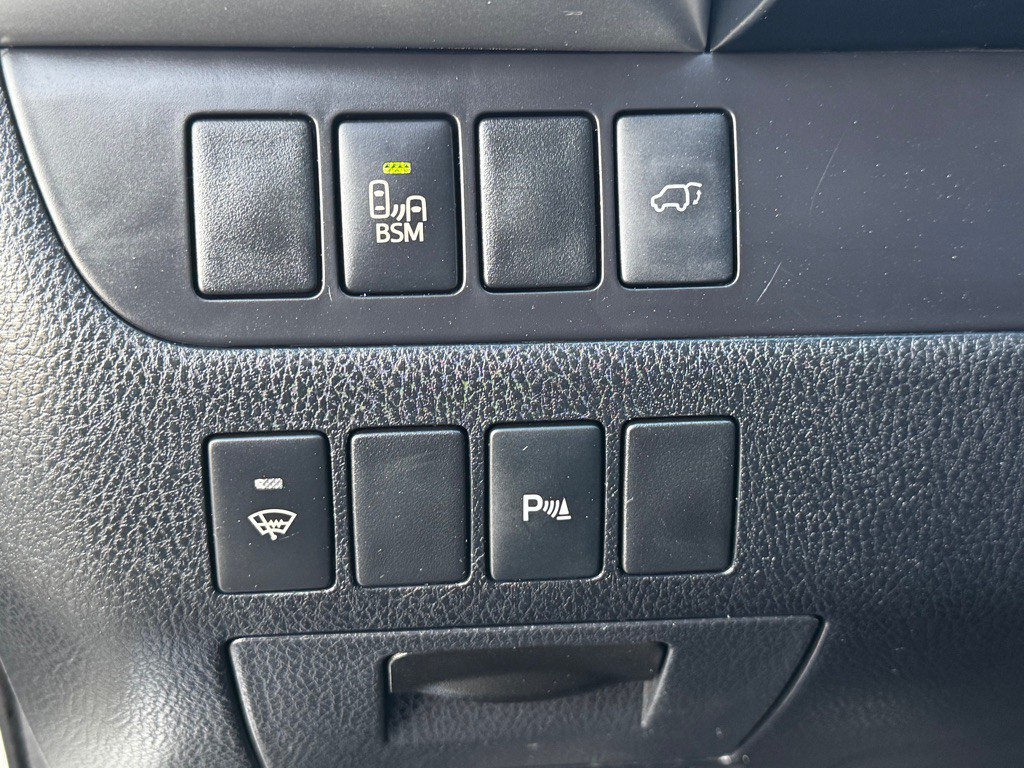 2015 Toyota Highlander Image 8