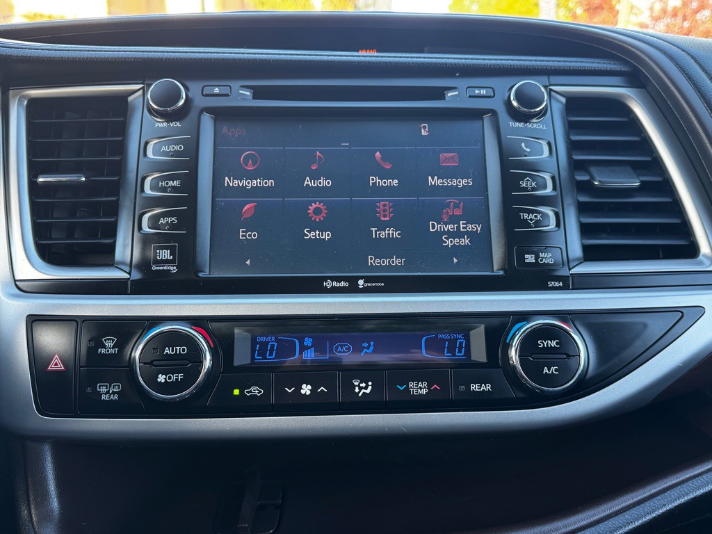 2015 Toyota Highlander Image 20