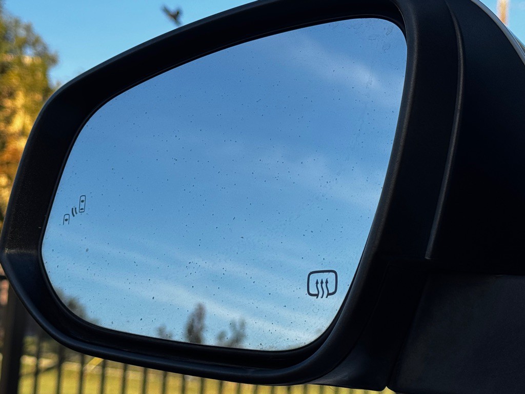 2015 Toyota Highlander Image 32