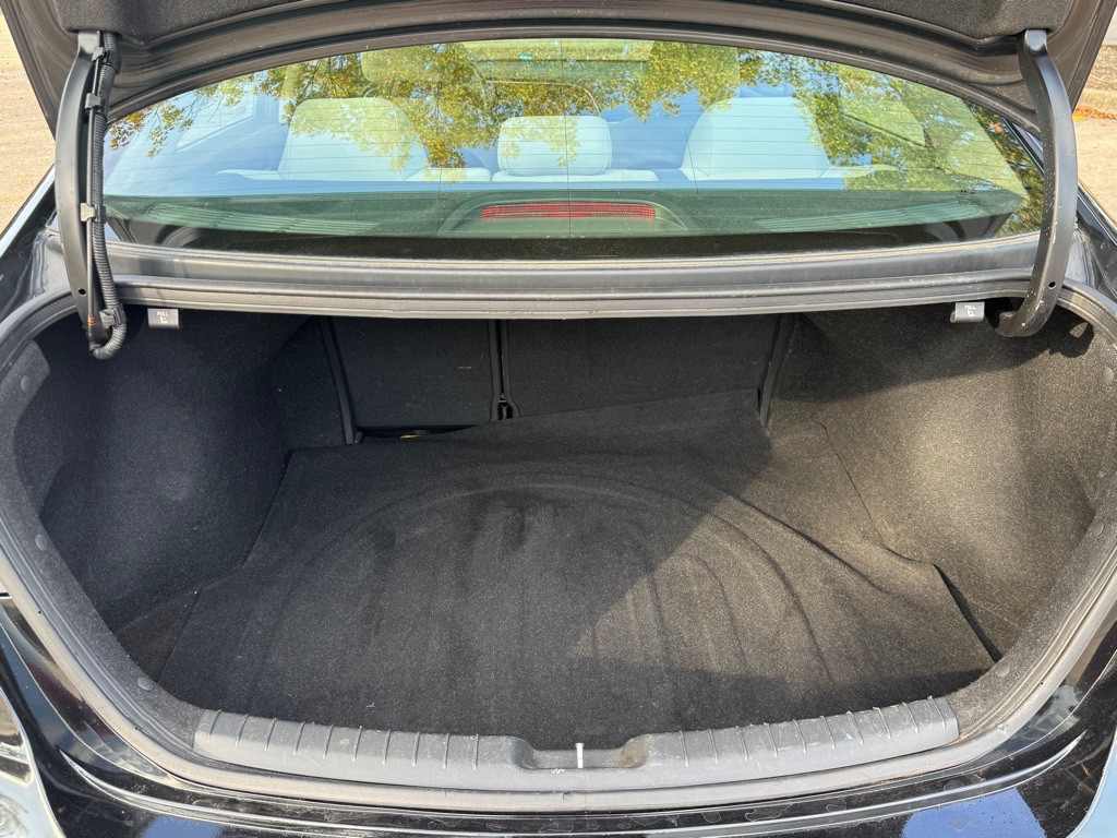 2017 Hyundai Elantra Image 23