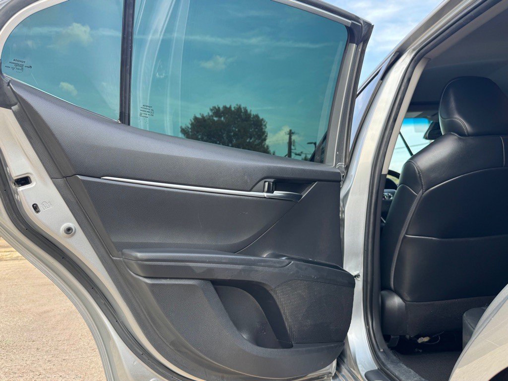 2020 Toyota Camry Image 22