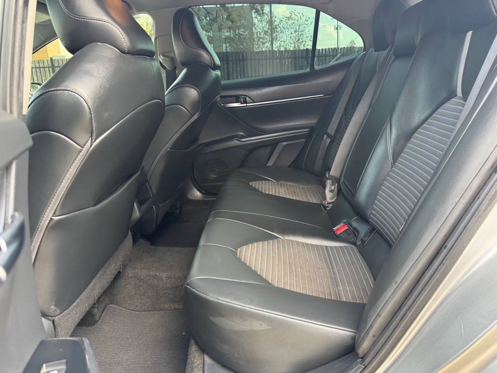 2020 Toyota Camry Image 23