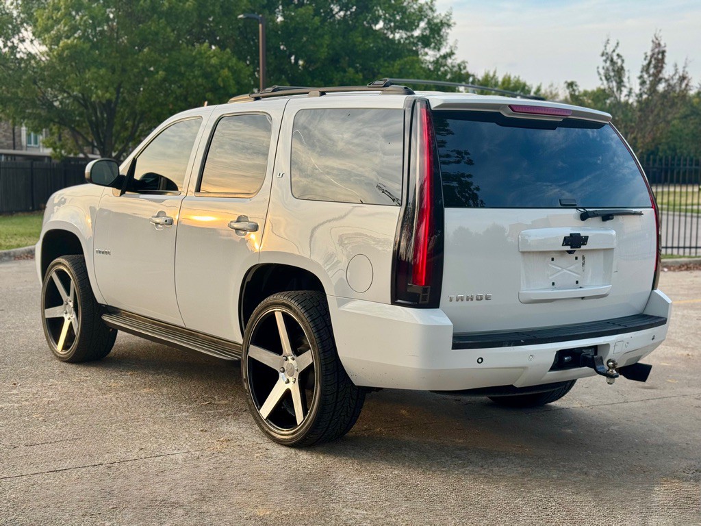 2014 Chevrolet Tahoe Image 4
