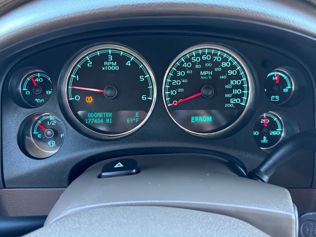 2014 Chevrolet Tahoe Image 13