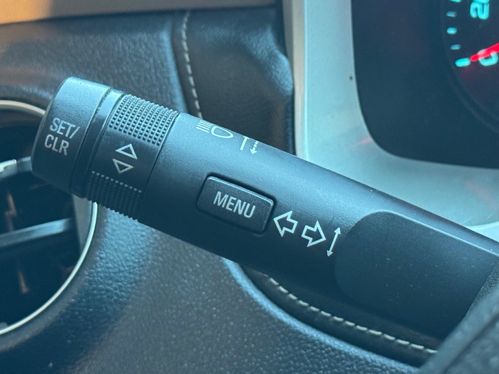 2015 Chevrolet Camaro Image 12