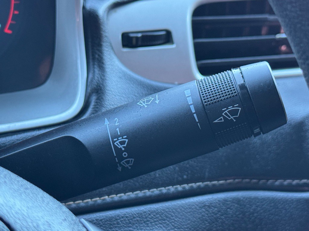 2015 Chevrolet Camaro Image 13