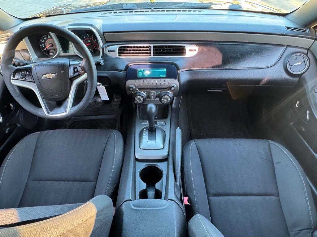 2015 Chevrolet Camaro Image 17