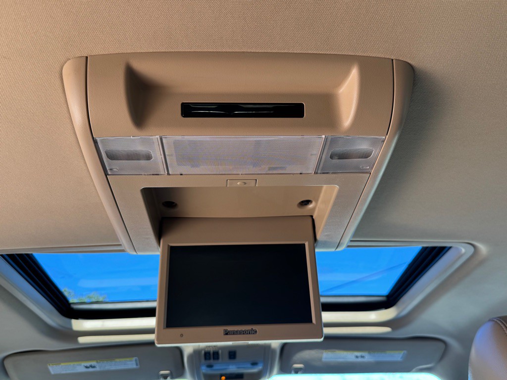 2014 Chevrolet Suburban Image 26