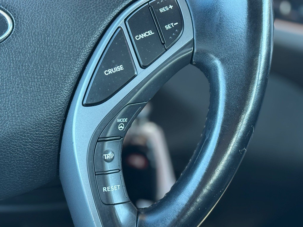 2015 Hyundai Elantra Image 12