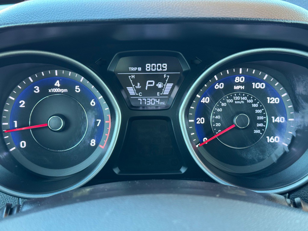 2015 Hyundai Elantra Image 15