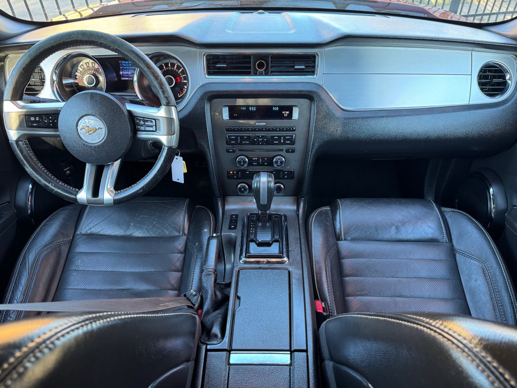 2013 Ford Mustang Image 15