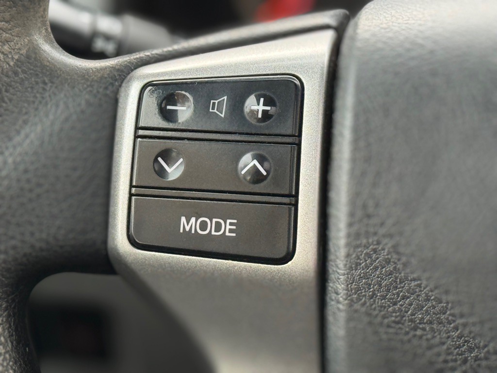 2013 Toyota 4Runner Image 12