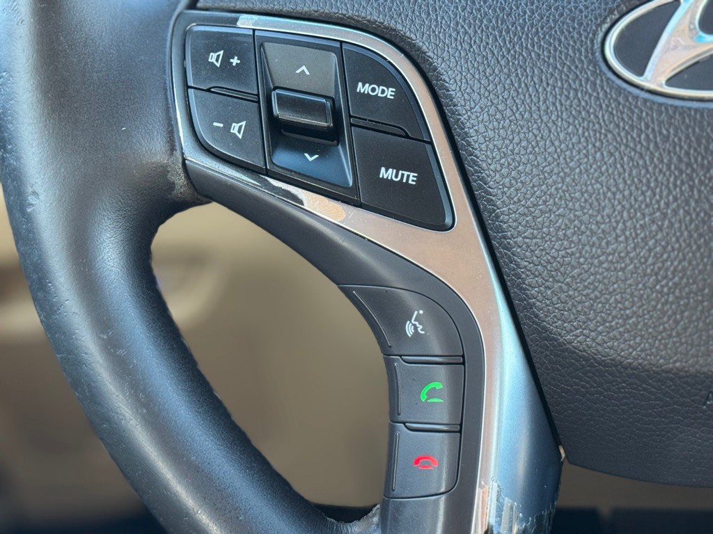 2015 Hyundai Azera Image 12