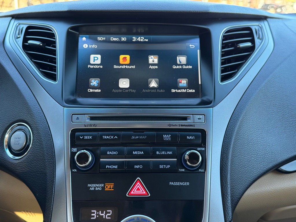 2015 Hyundai Azera Image 20