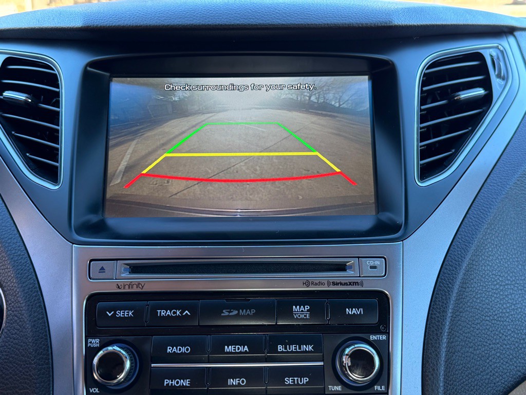 2015 Hyundai Azera Image 22