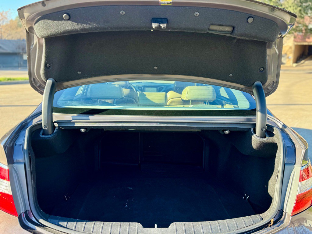 2015 Hyundai Azera Image 31