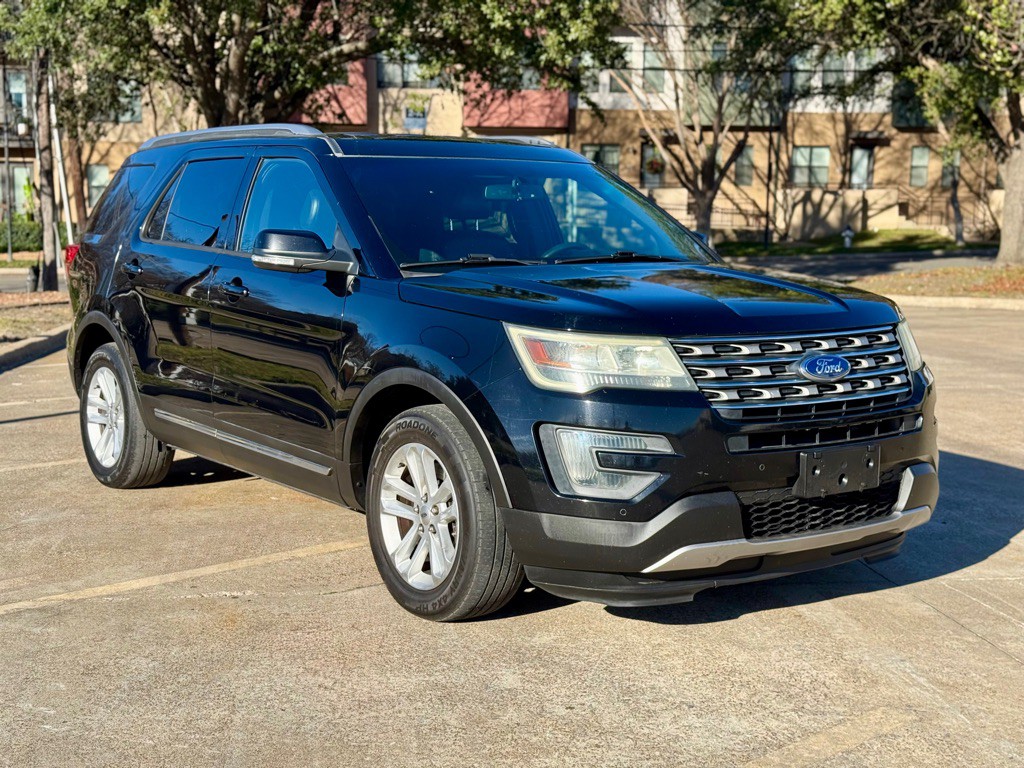 2016 Ford Explorer Image 2