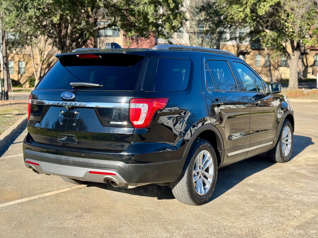 2016 Ford Explorer Image 3