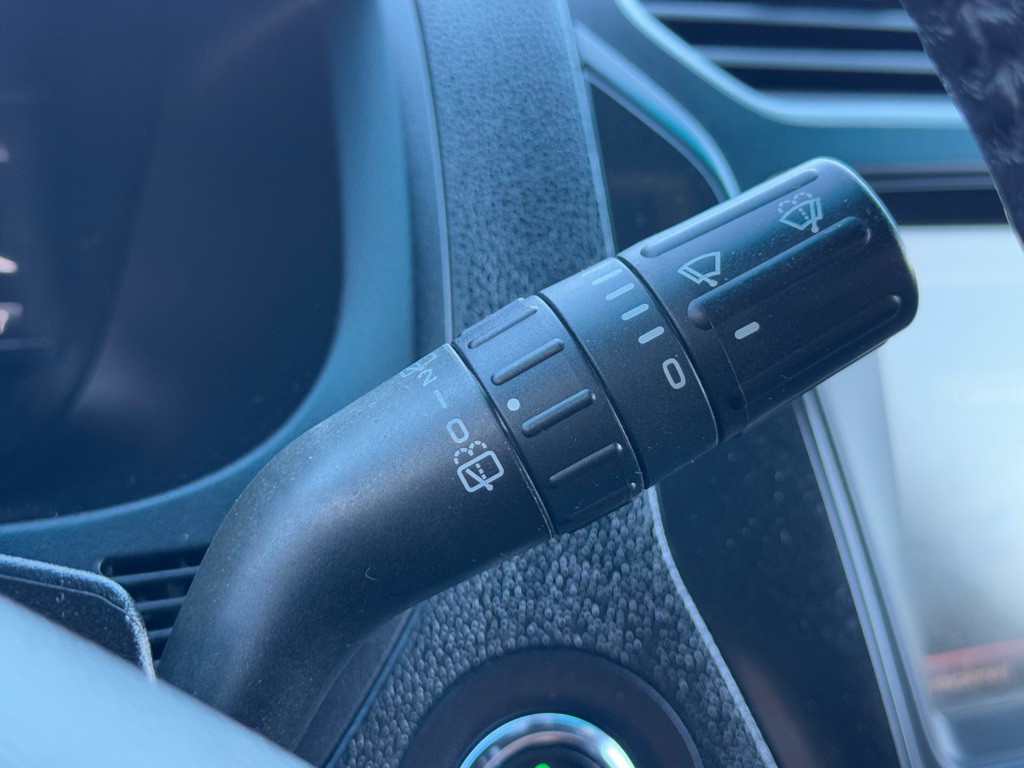 2016 Ford Explorer Image 12