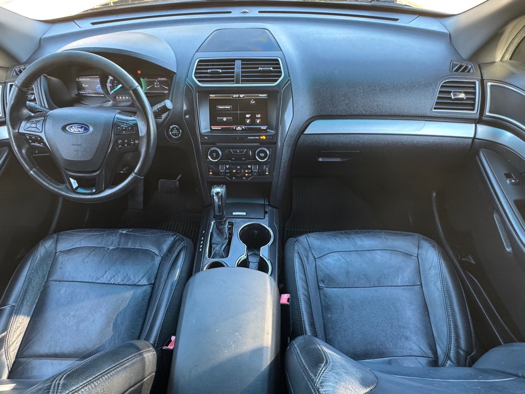 2016 Ford Explorer Image 14