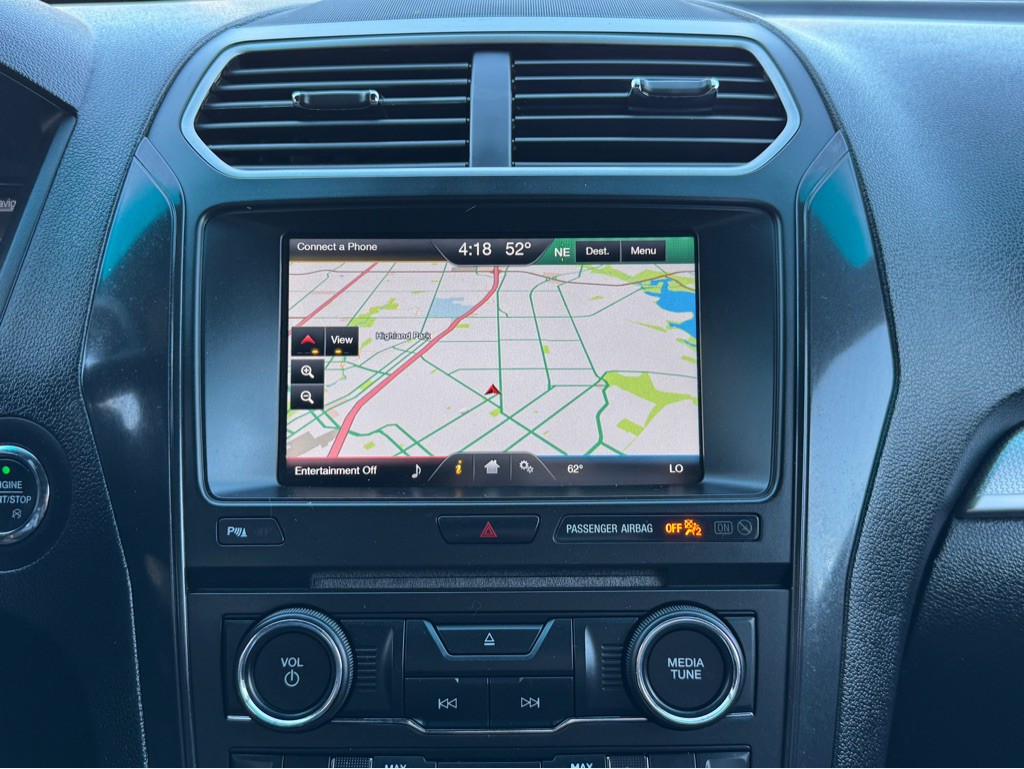 2016 Ford Explorer Image 17