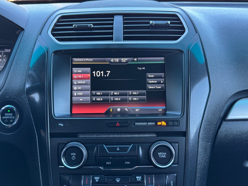 2016 Ford Explorer Image 18