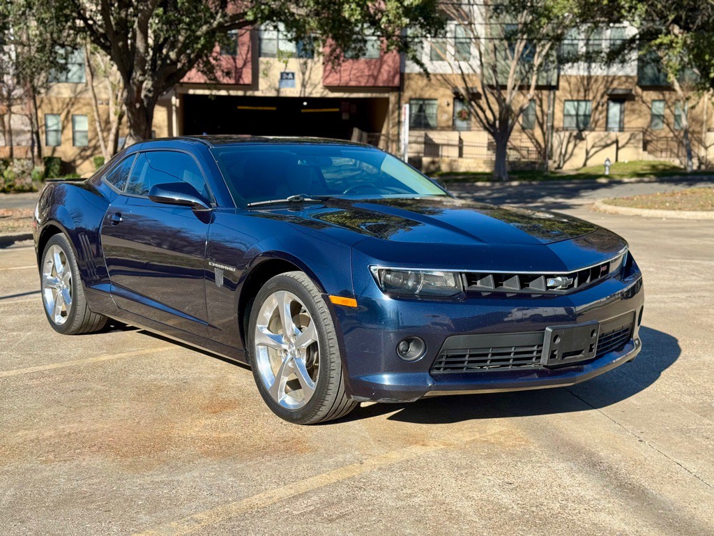 2015 Chevrolet Camaro Image 2