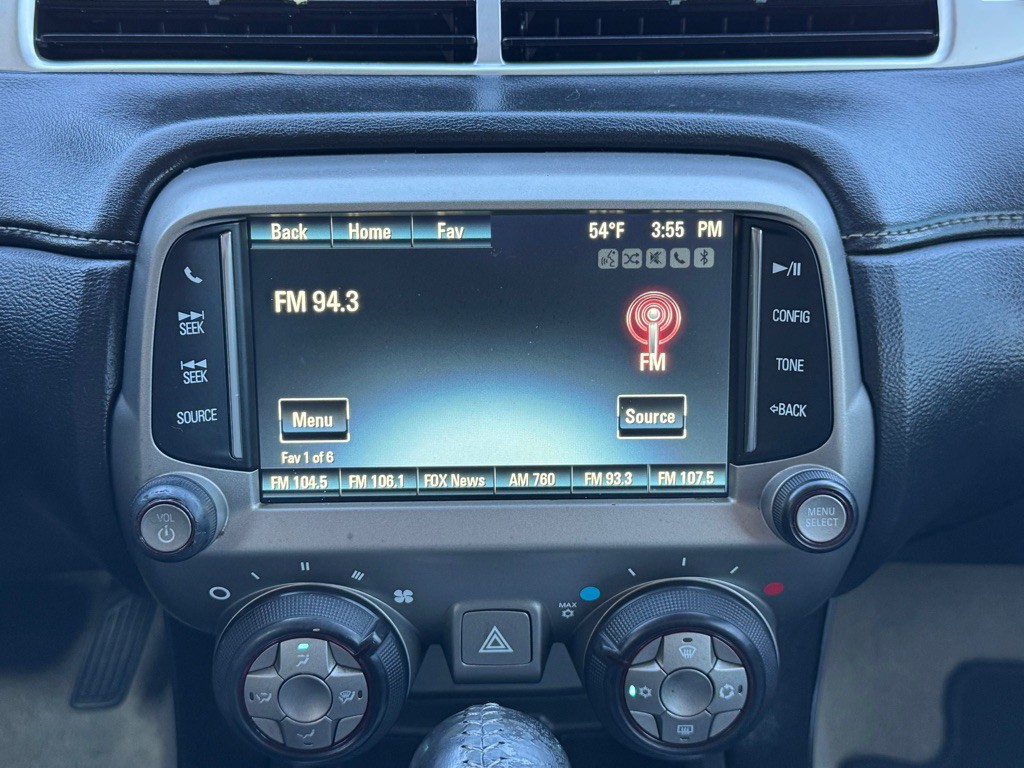 2015 Chevrolet Camaro Image 17