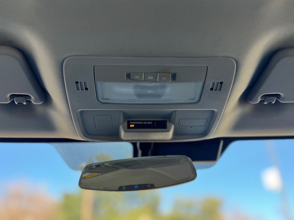 2015 Chevrolet Camaro Image 20