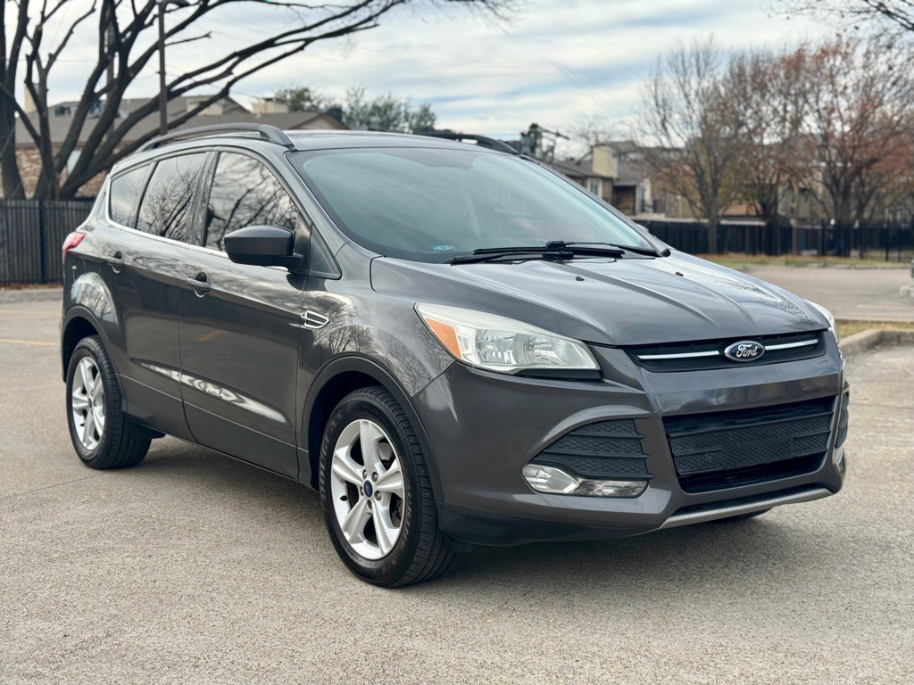 2015 Ford Escape Image 2