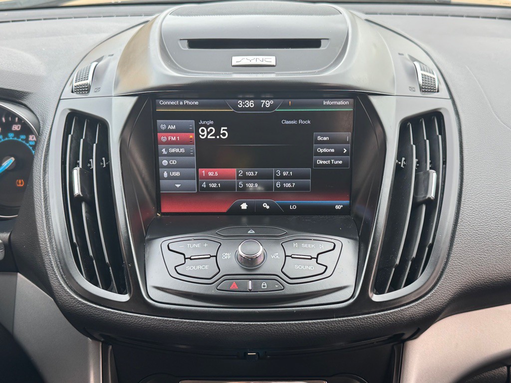 2015 Ford Escape Image 18