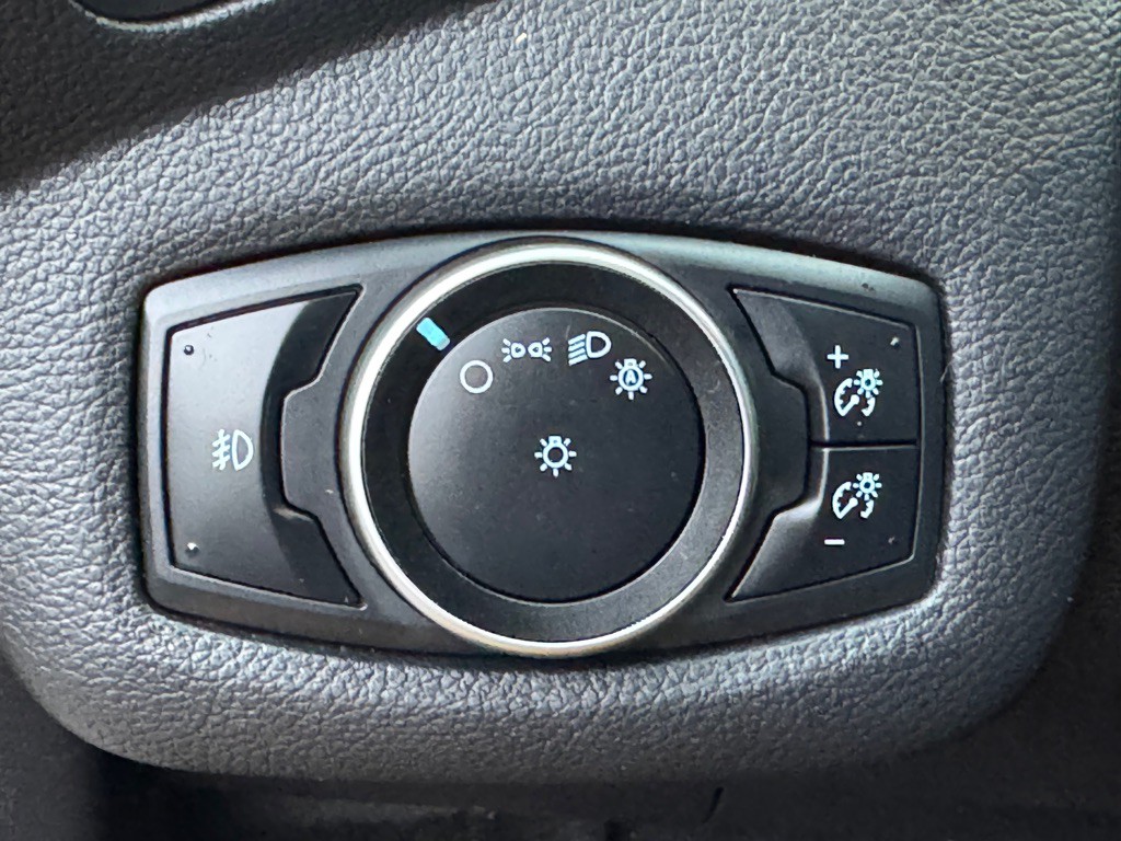 2015 Ford Escape Image 29