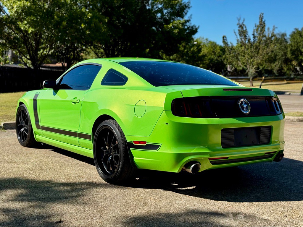 2014 Ford Mustang Image 4
