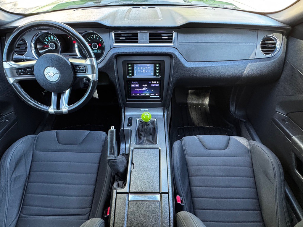 2014 Ford Mustang Image 14